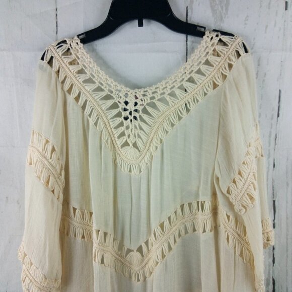 Questions Ivory Crochet Cardigan - Picture 11 of 13